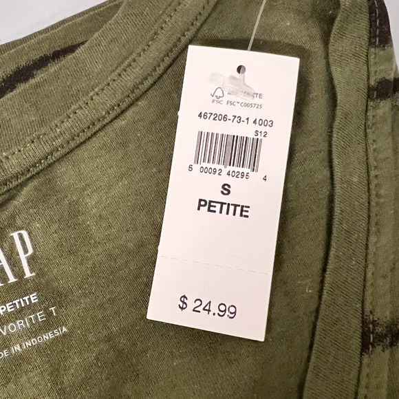 💥3/$15💥GAP Women’s Favorite V-Neck T-Shirt - Size S Petite Color Army Green - Picture 5 of 8